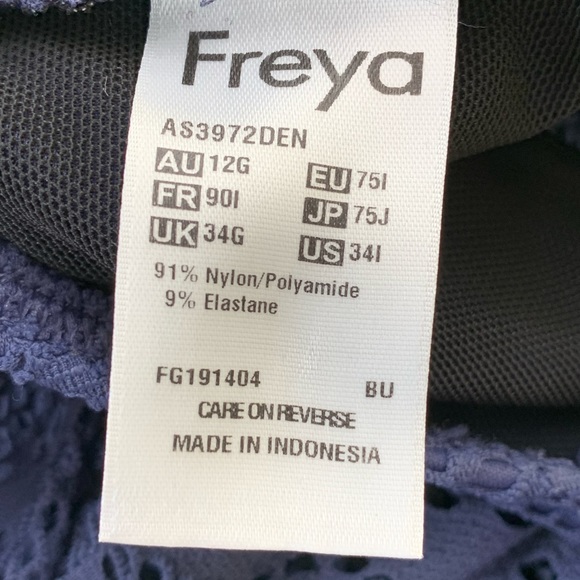 Freya 34G underwire tankini bathing suit top. Lace denim blue. Never worn. - Picture 3 of 4